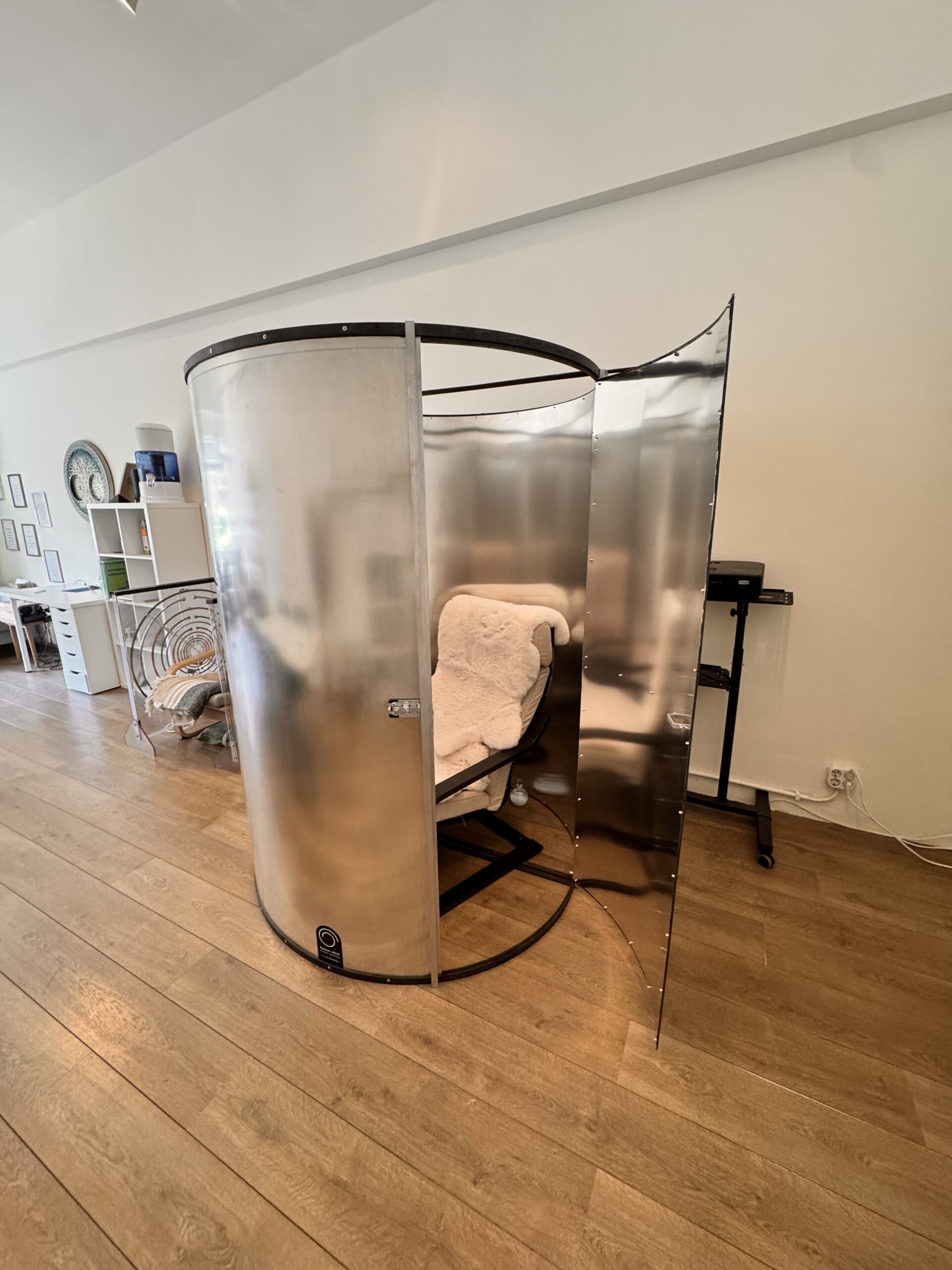 Kozyrev mirror